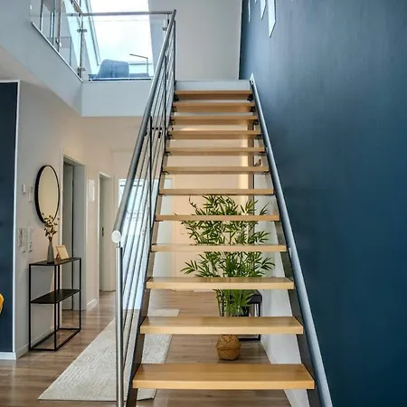 Roof-Suite 03 I Aufzug I Smart-Tv I Balkon I Wifi Apartment