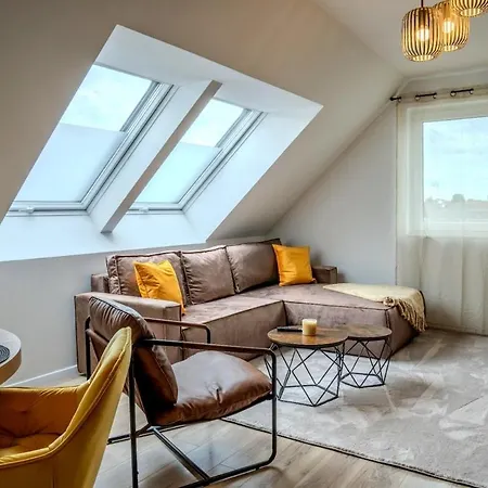Roof-Suite 03 I Aufzug I Smart-Tv I Balkon I Wifi Apartment Rheda-Wiedenbrueck